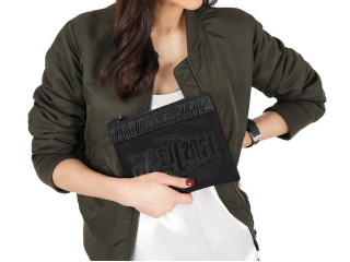 กระเป๋า Clutch ดีไซน์มวยไทย ของฝากจากไทย : สีดำ/ดำ ขนาด A5